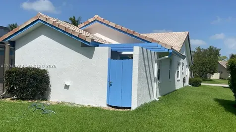 7824 Sunflower Drive Margate FL 33063