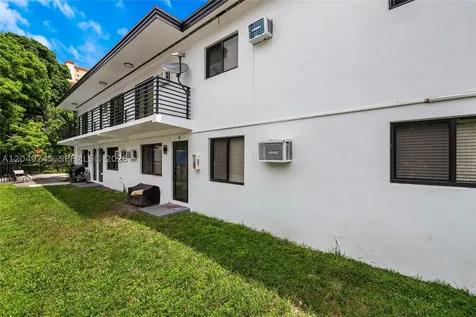 131 NE 77th Street Miami FL 33138