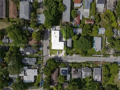 131 NE 77th Street Miami FL 33138