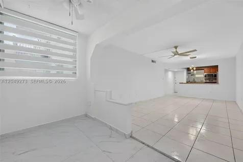 10300 Coral Way Miami FL 33165