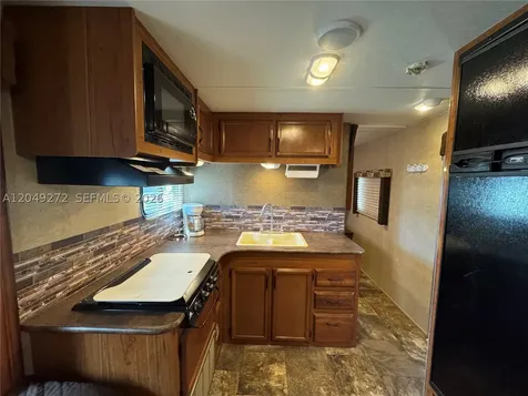675 Copeland Ave S # 5 Everglades City FL 34139