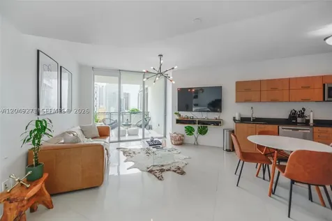 350 S Miami Avenue Miami FL 33130