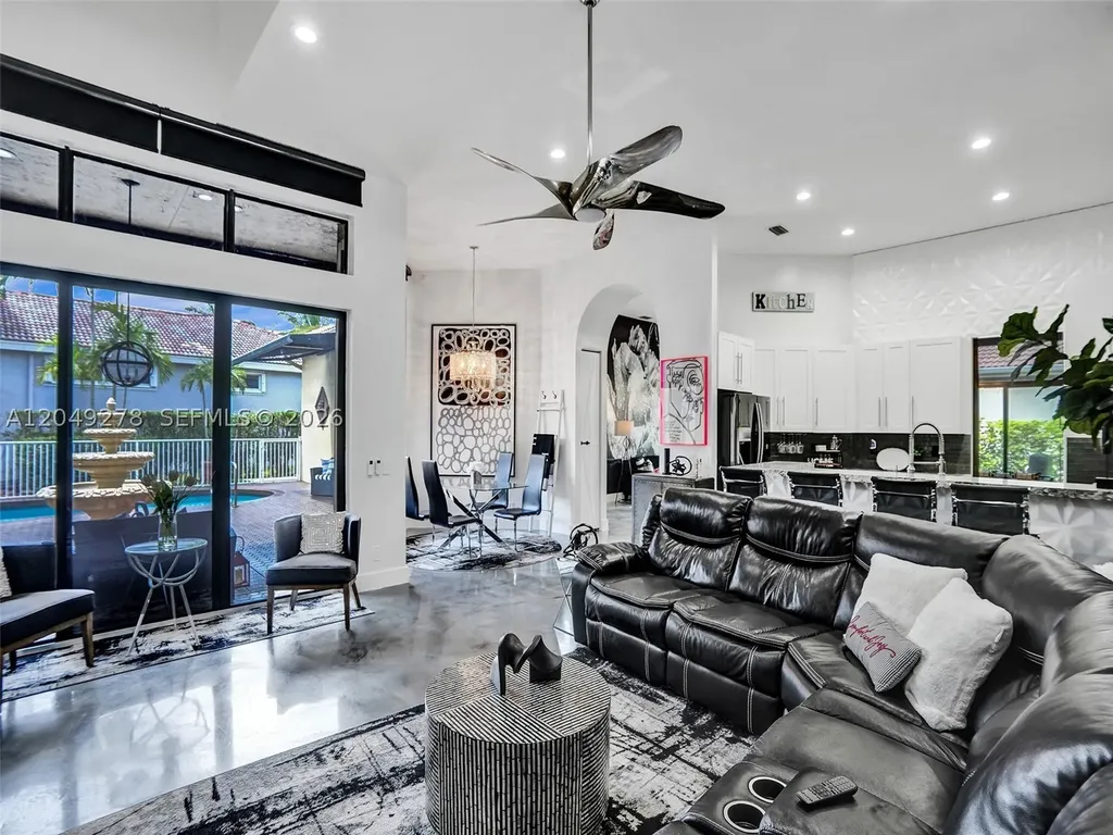 303 NW 119th Drive Coral Springs FL 33071