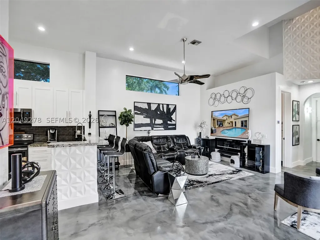303 NW 119th Drive Coral Springs FL 33071
