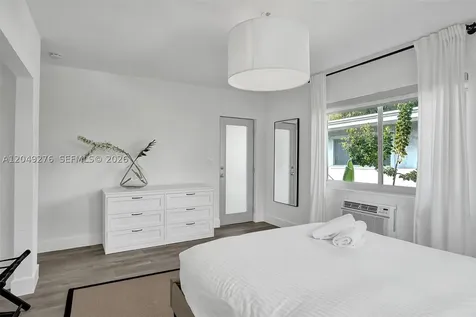 1440 16th Street Miami Beach FL 33139