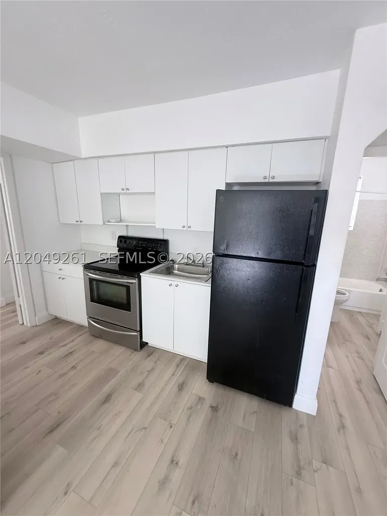 1903 Thomas Street Hollywood FL 33020