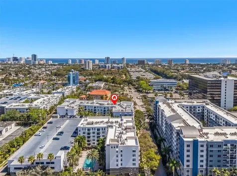 2421 NE 65th Street Fort Lauderdale FL 33308