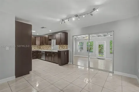 11860 SW 81st Road Pinecrest FL 33156