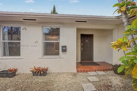 11860 SW 81st Road Pinecrest FL 33156