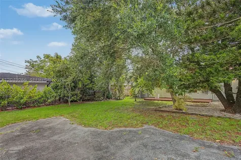 11860 SW 81st Road Pinecrest FL 33156