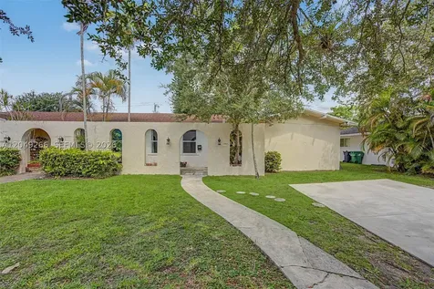 11860 SW 81st Road Pinecrest FL 33156