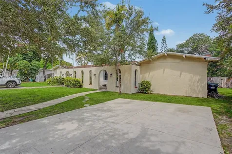 11860 SW 81st Road Pinecrest FL 33156