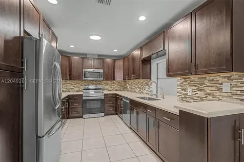 11860 SW 81st Road Pinecrest FL 33156