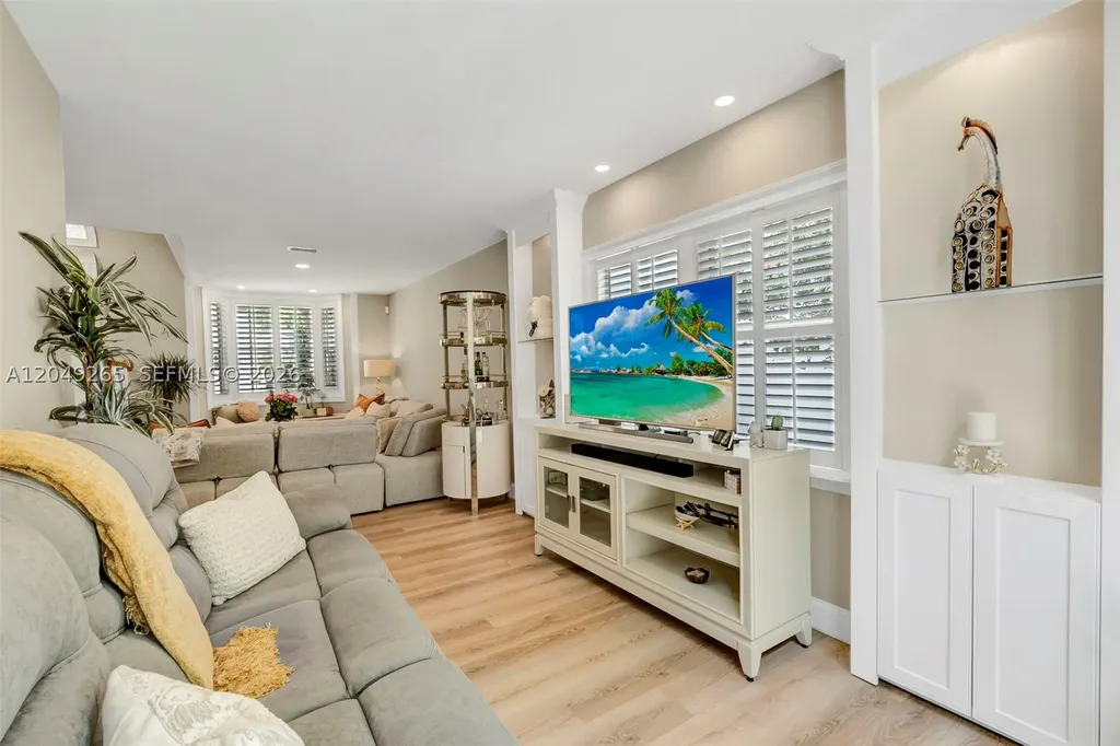 11718 NW 1st Street Coral Springs FL 33071