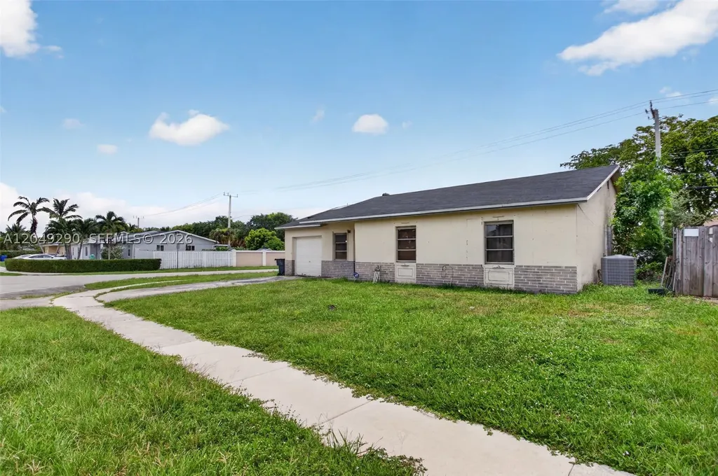 7931 SW 3rd Street North Lauderdale FL 33068