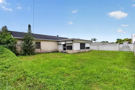 7931 SW 3rd Street North Lauderdale FL 33068