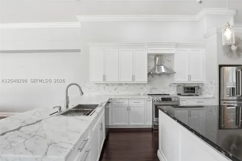 2542 Eagle Run Drive Weston FL 33327