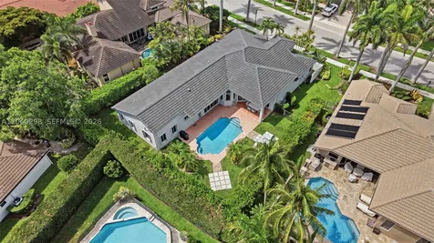 2542 Eagle Run Drive Weston FL 33327