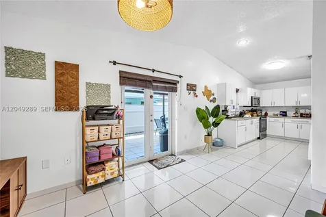 7256 W 34th Lane Hialeah FL 33018