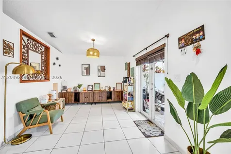 7256 W 34th Lane Hialeah FL 33018