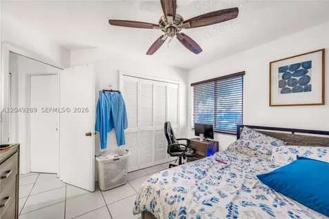 7256 W 34th Lane Hialeah FL 33018