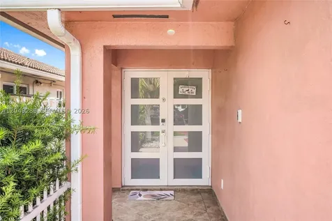 7256 W 34th Lane Hialeah FL 33018