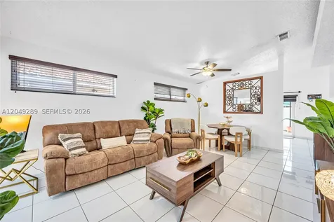 7256 W 34th Lane Hialeah FL 33018