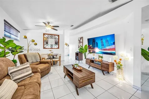 7256 W 34th Lane Hialeah FL 33018