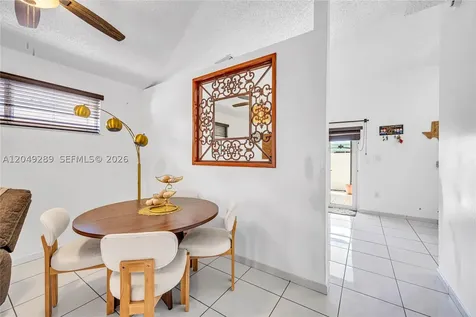 7256 W 34th Lane Hialeah FL 33018