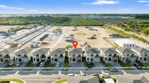 275 NW 13th Place Florida City FL 33034