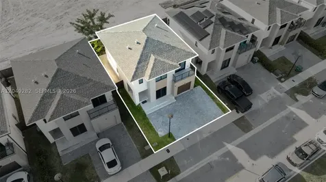 275 NW 13th Place Florida City FL 33034