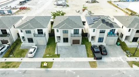 275 NW 13th Place Florida City FL 33034