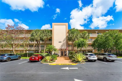 4301 Martinique Circle Coconut Creek FL 33066