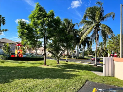 1261 SE 27th Street Homestead FL 33035