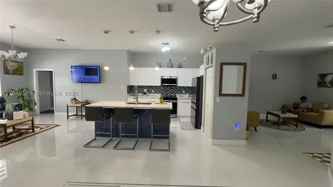 937 NE 35th Avenue Homestead FL 33033