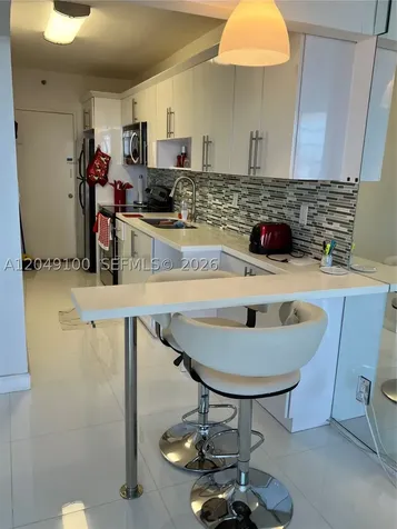 100 Lincoln Road Miami Beach FL 33139