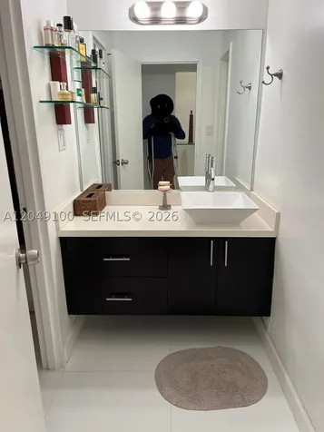 100 Lincoln Road Miami Beach FL 33139