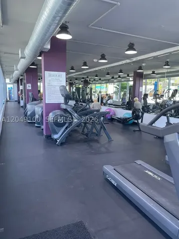 100 Lincoln Road Miami Beach FL 33139