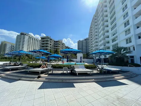 100 Lincoln Road Miami Beach FL 33139