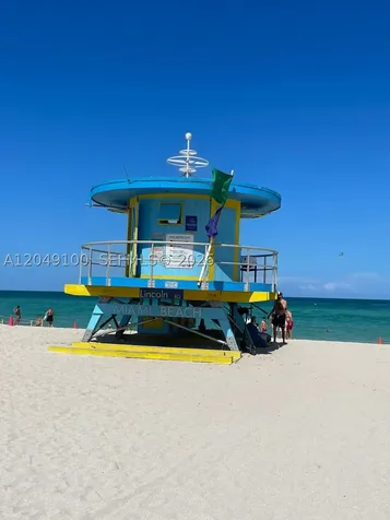 100 Lincoln Road Miami Beach FL 33139
