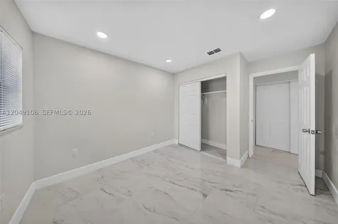 3856 NW 207th St Road Miami Gardens FL 33055