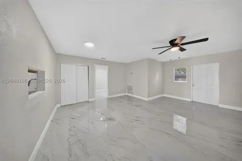 3856 NW 207th St Road Miami Gardens FL 33055
