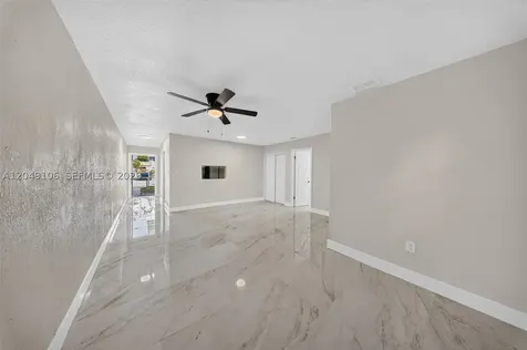 3856 NW 207th St Road Miami Gardens FL 33055