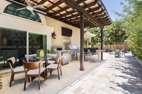 11035 NW 47th Lane Doral FL 33178