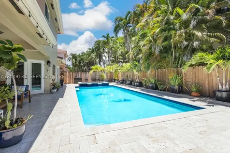 11035 NW 47th Lane Doral FL 33178