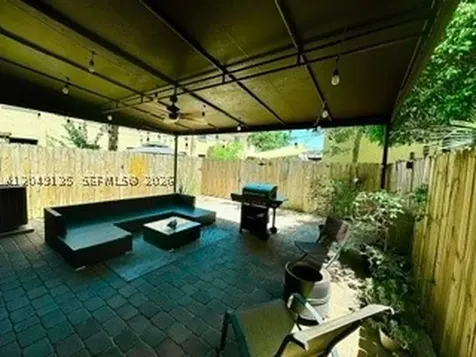 16320 SW 71st Terrace Miami FL 33193