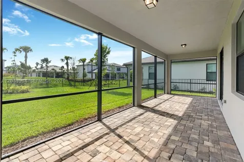 4470 Waterside Drive Oakland Park FL 33309