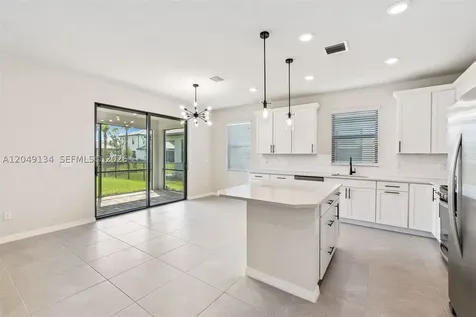 4470 Waterside Drive Oakland Park FL 33309