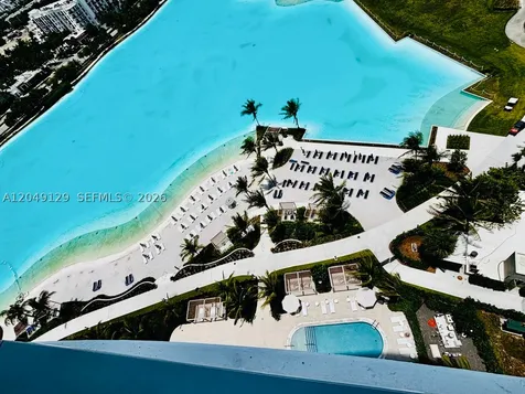 2411 Laguna Circle North Miami FL 33181