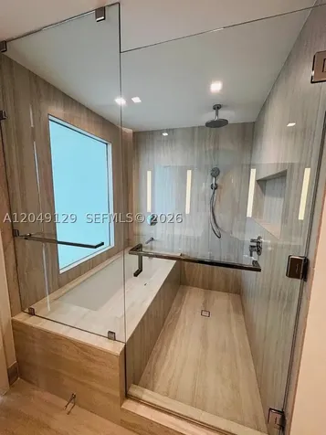 2411 Laguna Circle North Miami FL 33181
